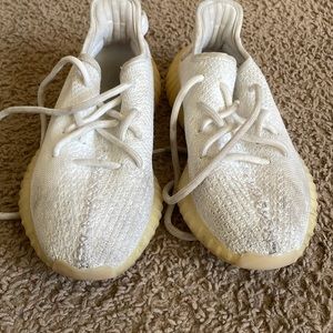 YOUTH, Adidas Yeezy Boost 350 Cream White(Triple White) GS size 5.